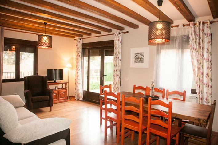 El Palomar Apartment Ayllon